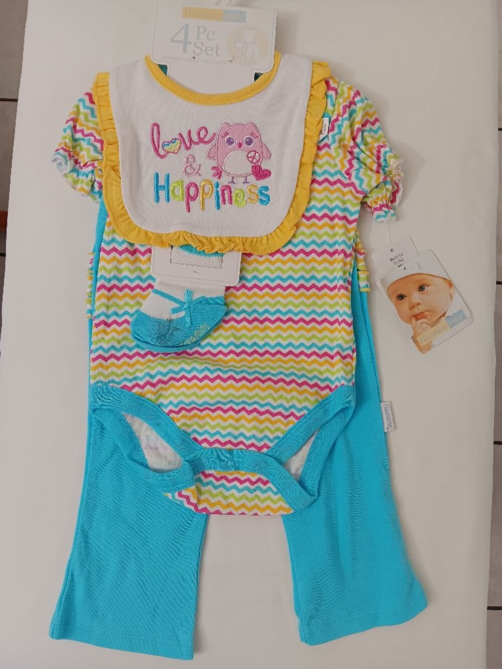 New Vitamins Baby Nine Months Set Bodysuit Ruffle Pants Owl Bib and Socks